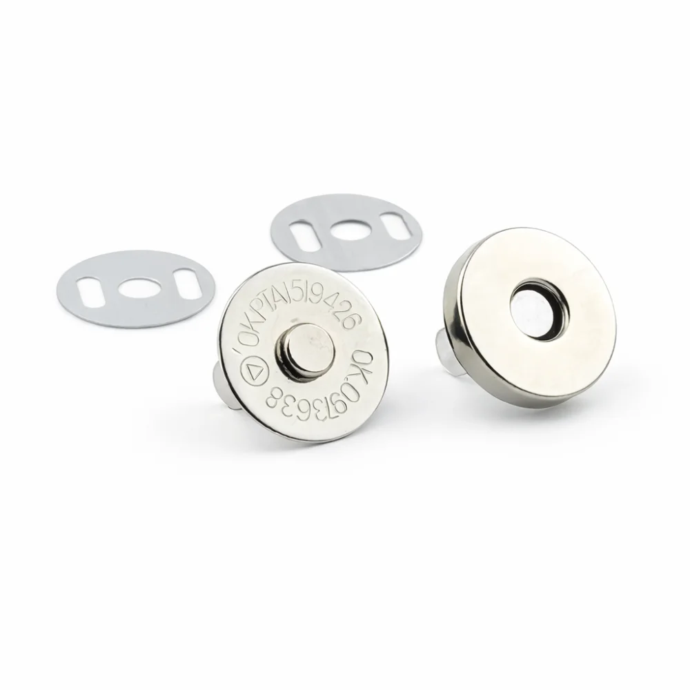 Кнопка магнітна 18 мм (нікель)